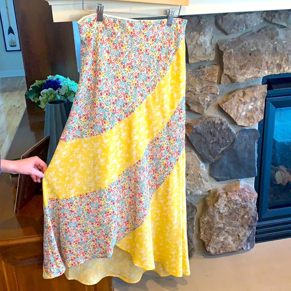 BB Dakota skirt, longer in the back.